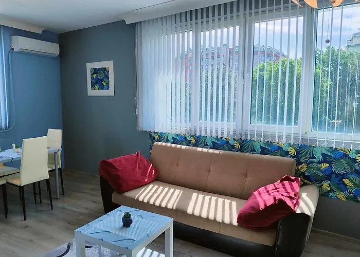 Azure Box Apartment